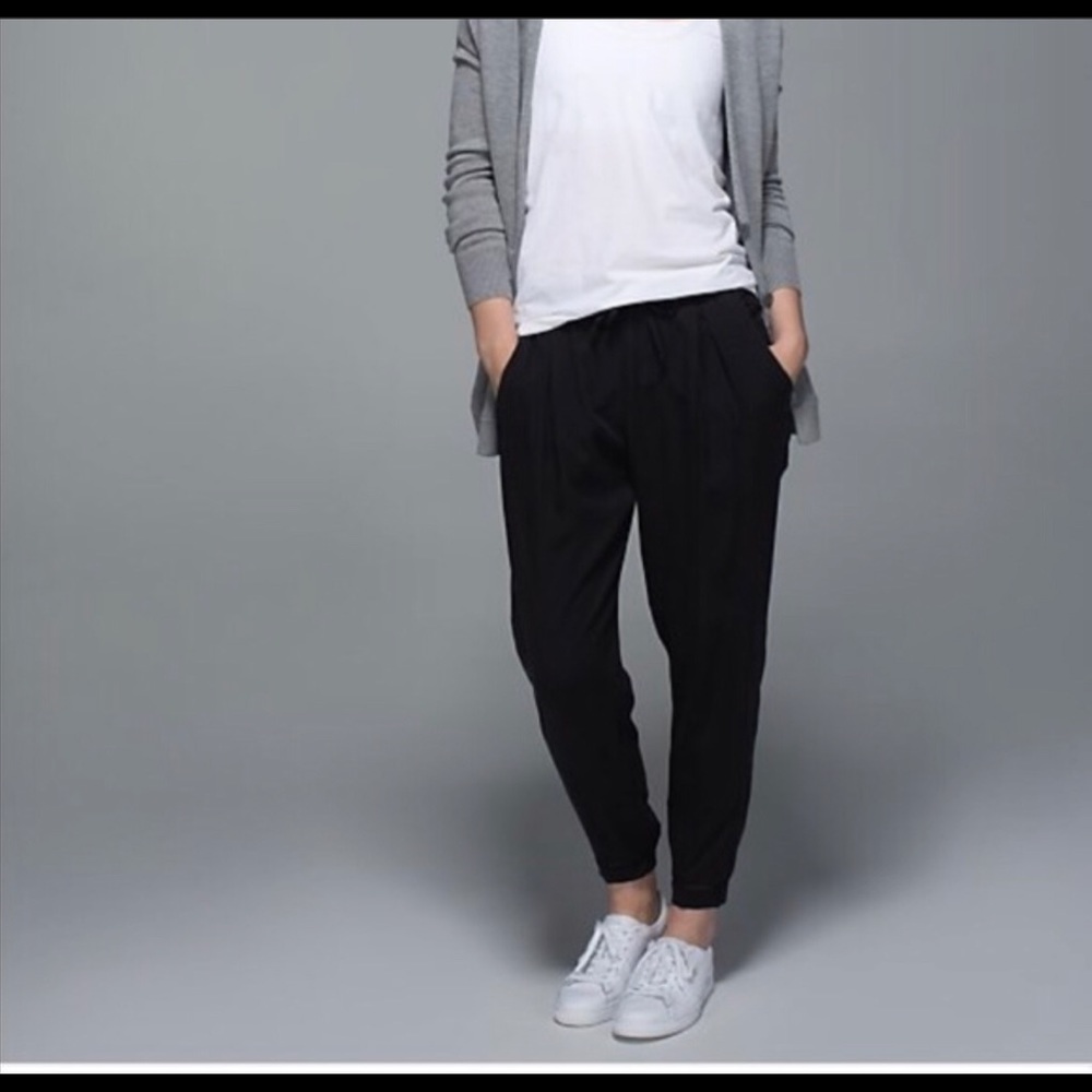 Lululemon city jogger